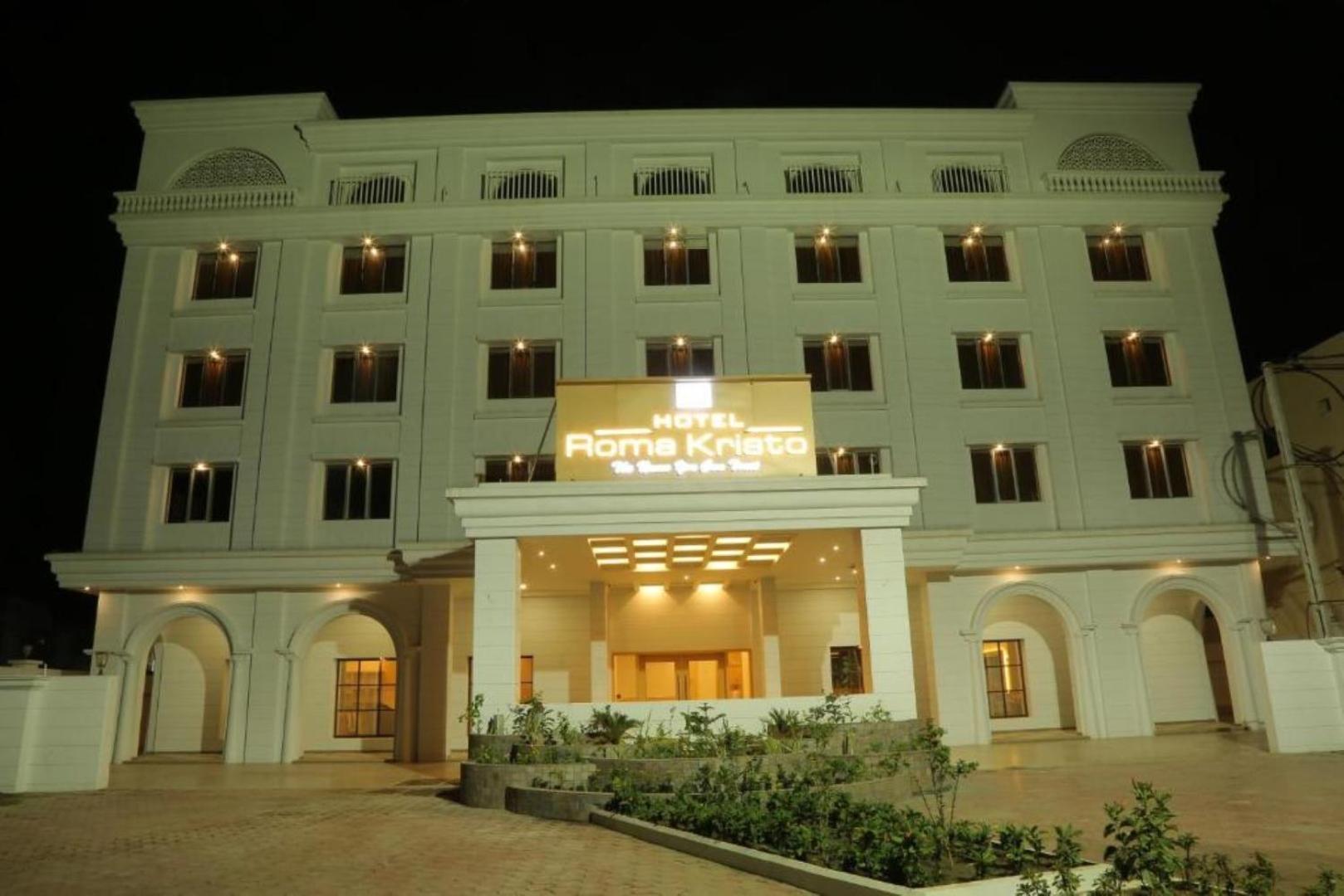 Hotel Roma Kristo Dwarka  Exterior photo